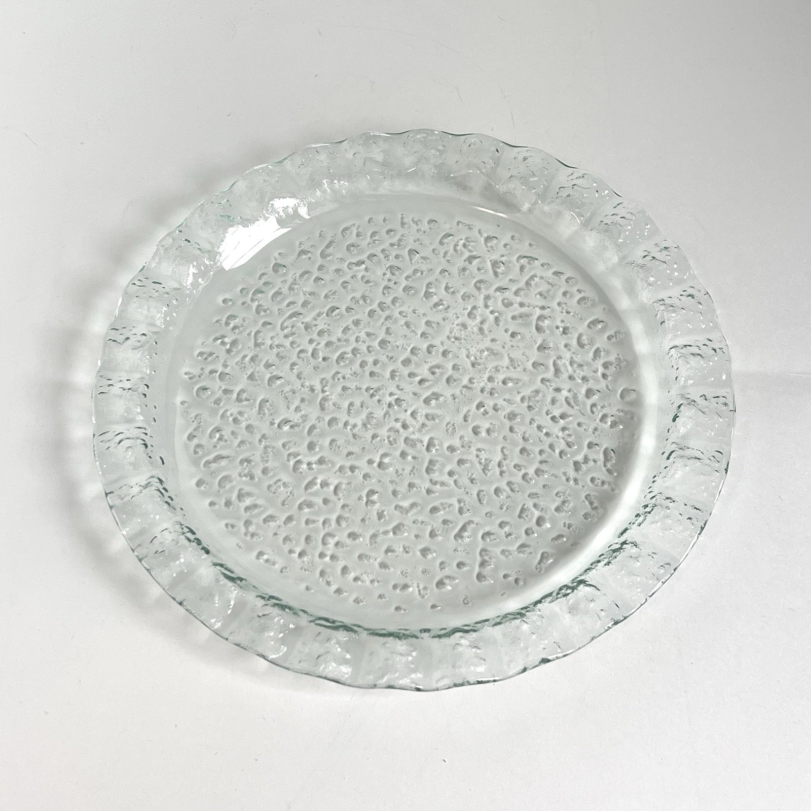 Recycled Glass Round Platter Light Green Ruffled Edge 11.5”