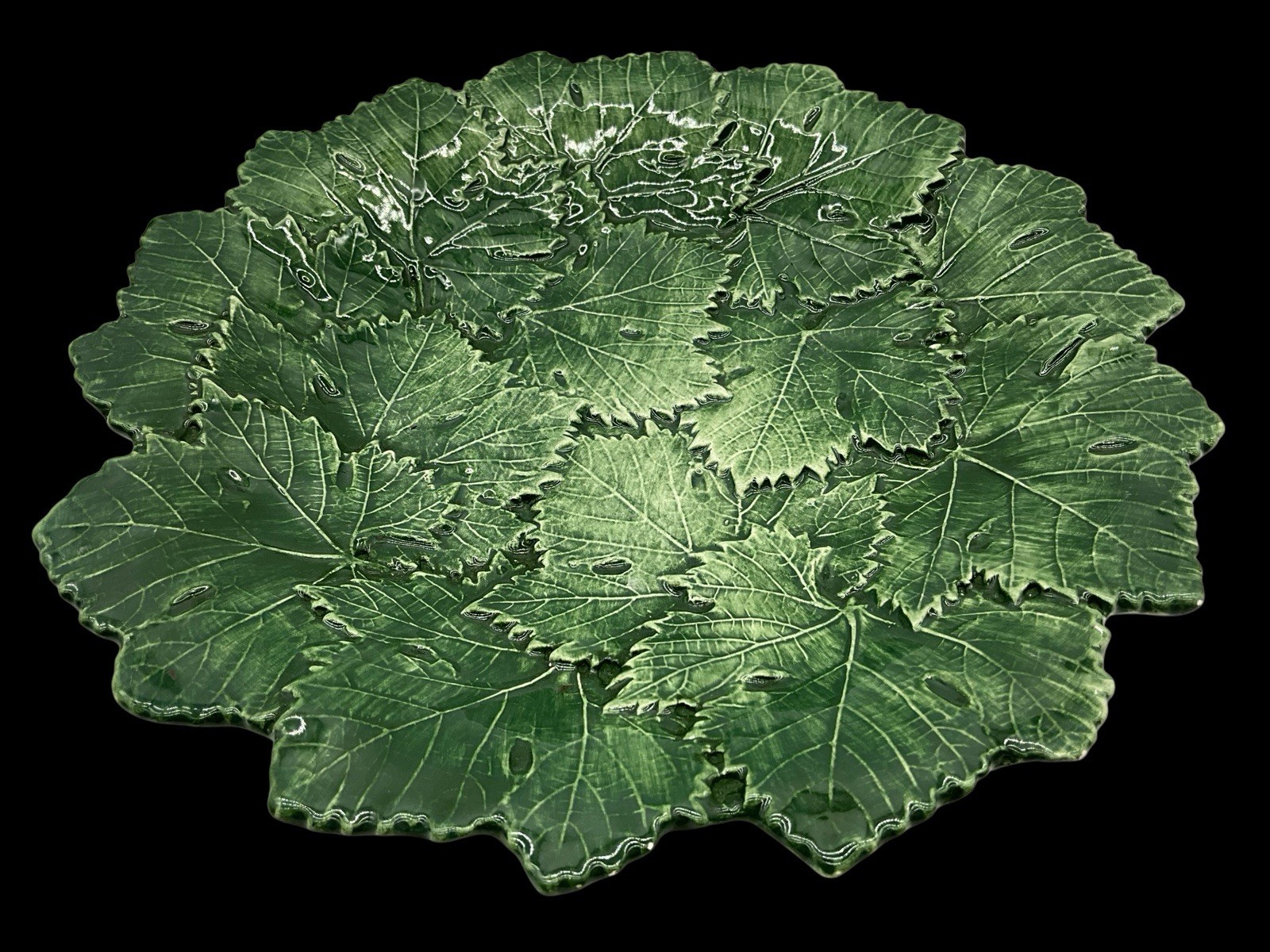 Bassano Italian Green 3D Serving or Centerpiece Bowl 10 1/2 inch Diameter