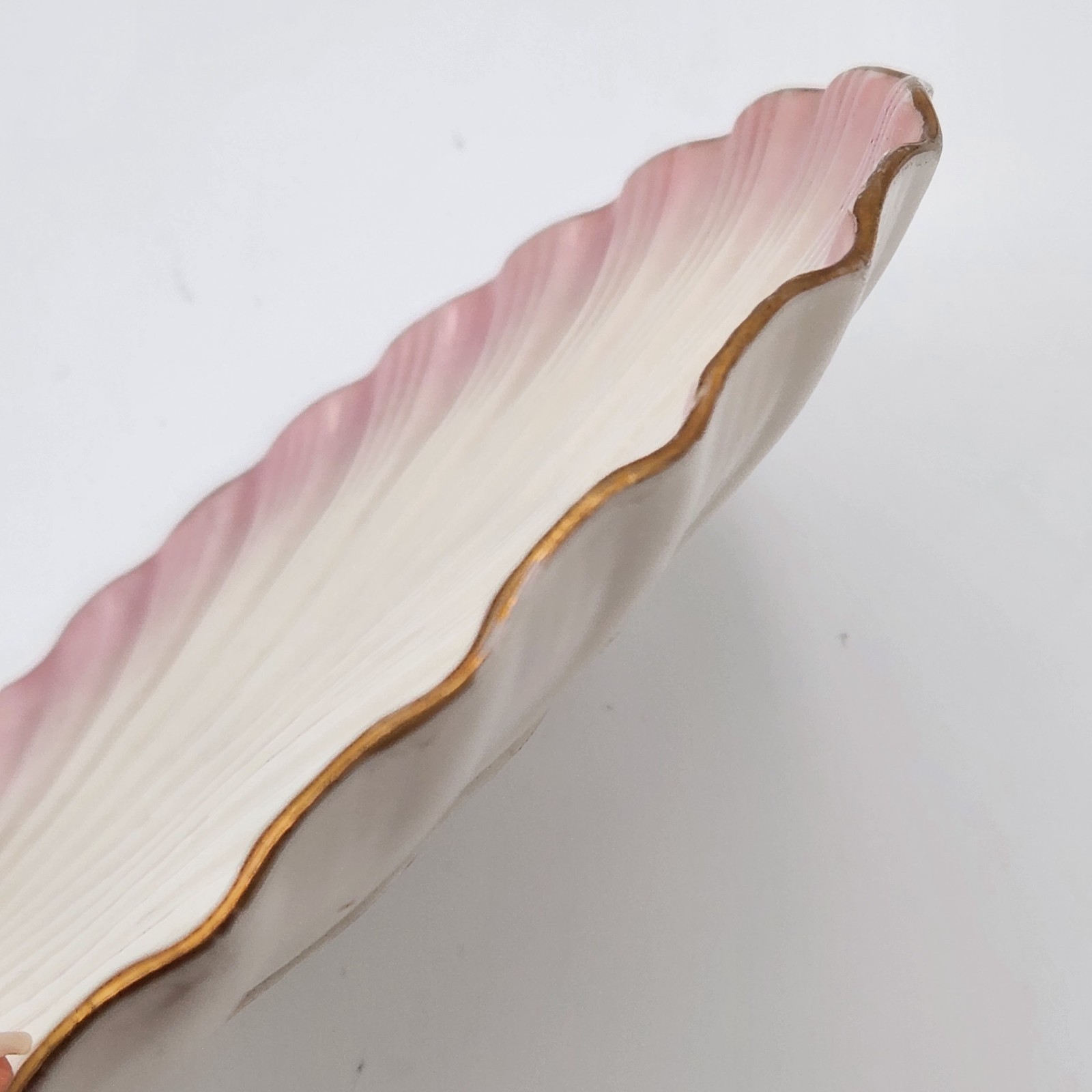 Antique Belleek 8.25″ Tridacna Shell Plate Pink Luster & Gold ,2nd Black Mark