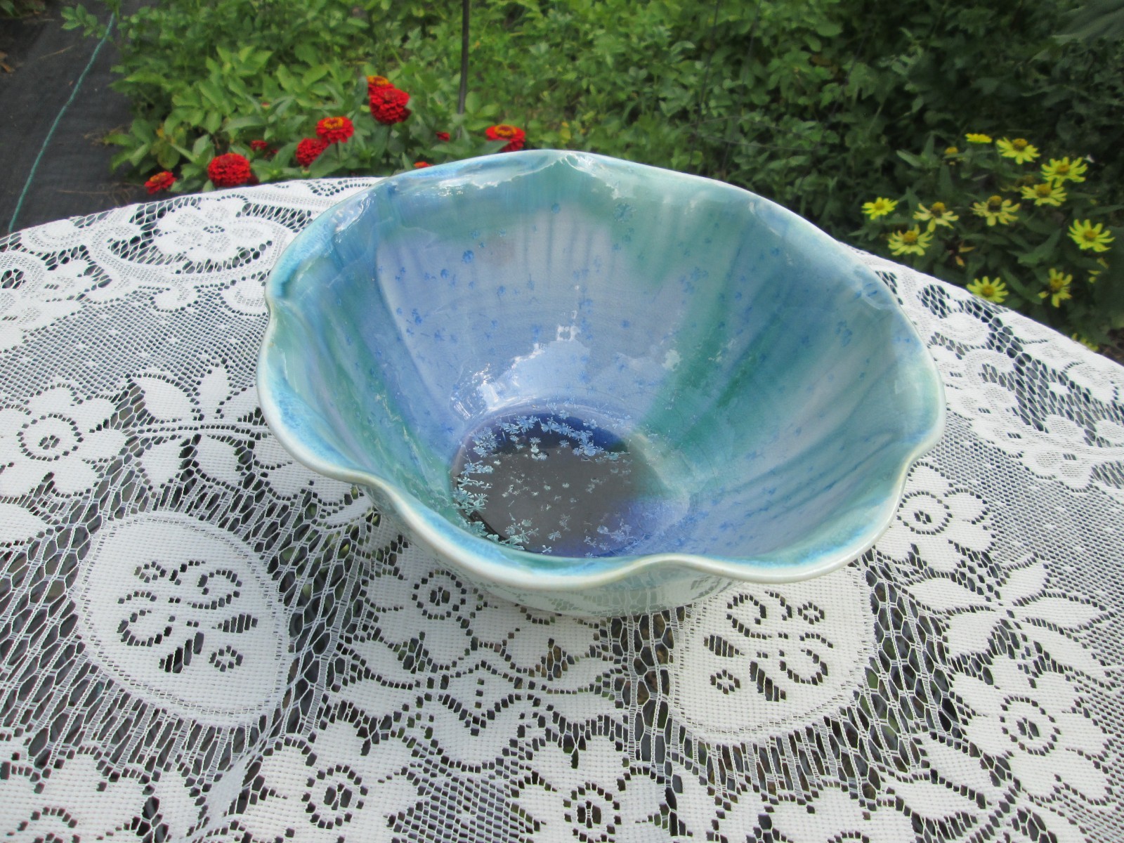 Edgecomb Potters Turquoise blue Scalloped Bowl Pottery Crystalline drip Glaze 9″