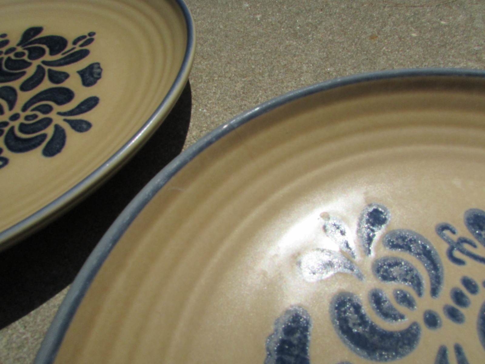 Pfaltzgraff Folk Art Stoneware Tan Blue Vintage 10″ Dinner Plates Set Of 5