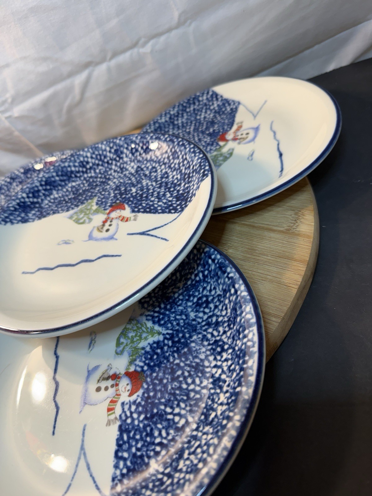 Thomson Pottery Snowman Salad Plates 7.75” Set of 4 Blue Sponge Winter