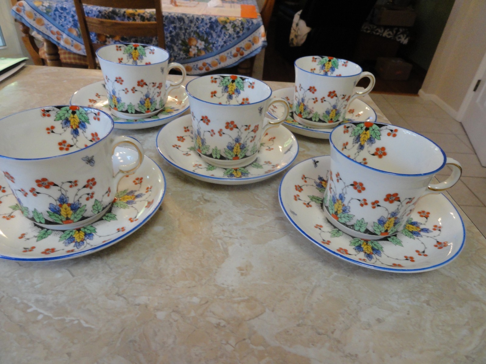 Set of 5 Sutherland China Bone China Cup and Saucers. Floral Pattern with Bee’s