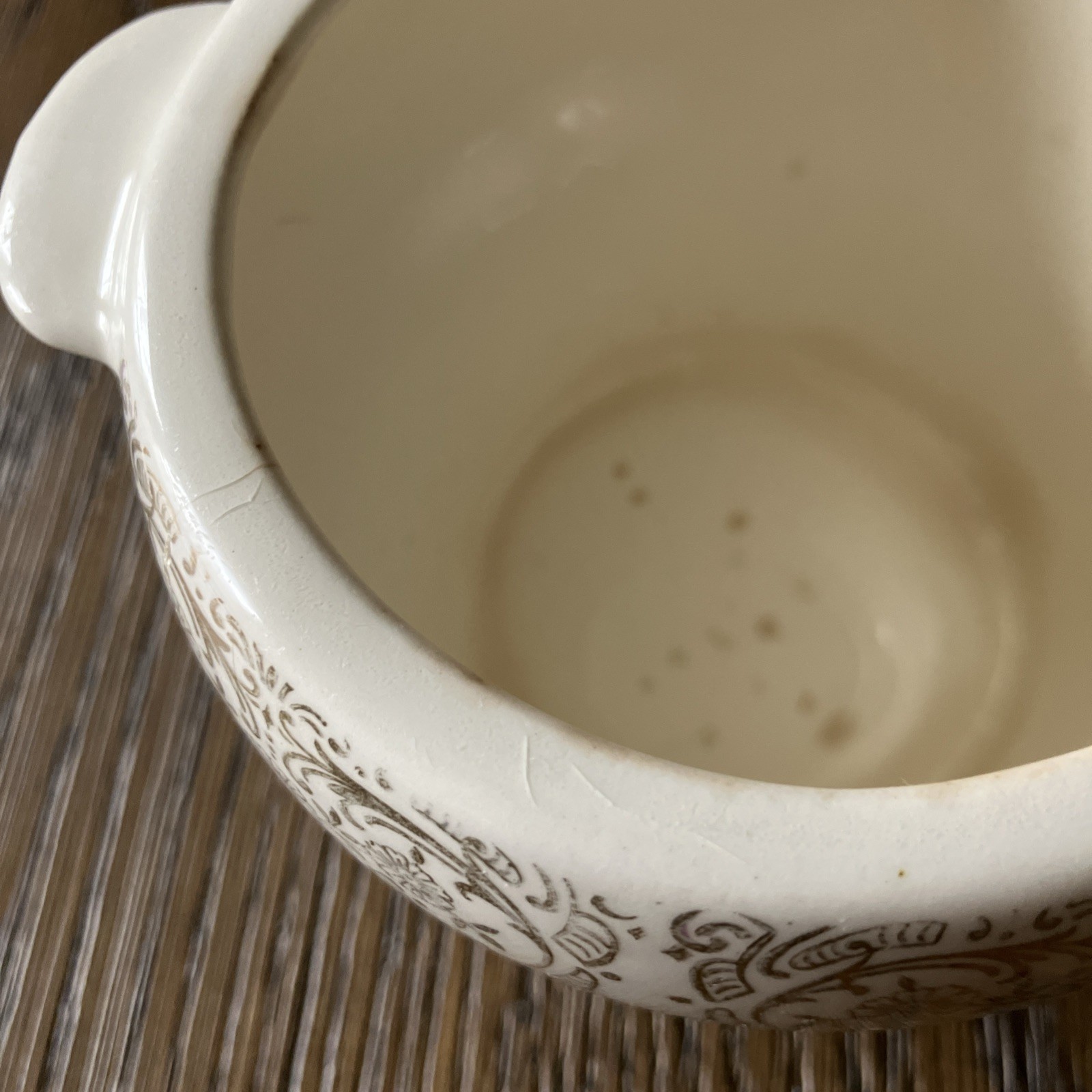 Limoges American Triumph China d’Or Pattern Sugar Bowl & Lid – Filigree Gold