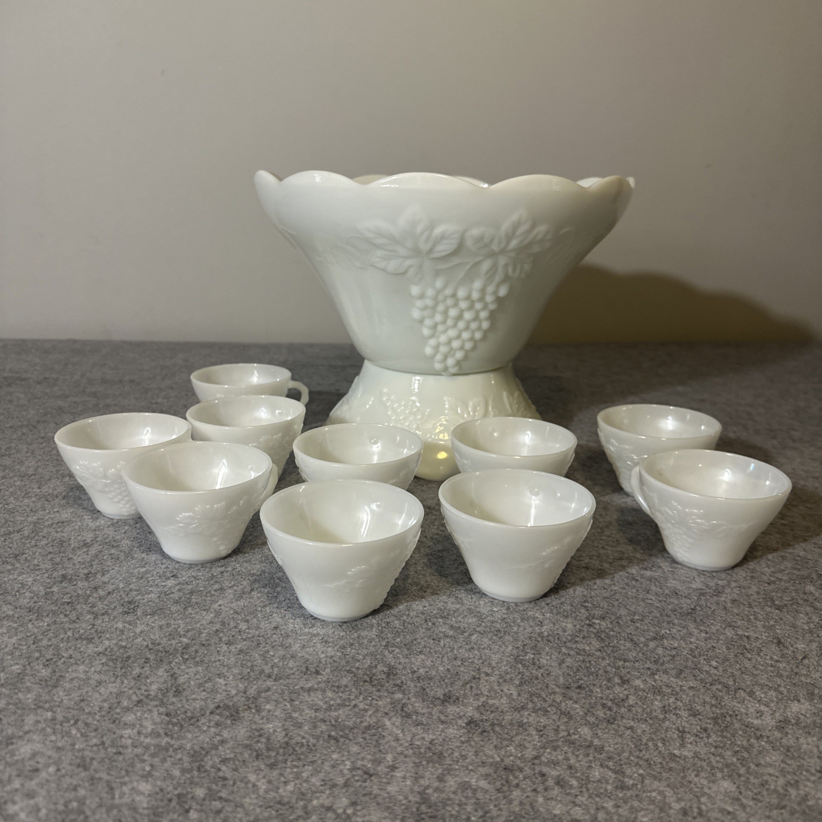 VTG Anchor Hocking Milk Glass Harvest Grape Punch Bowl Set Base 10 Cup Scalloped