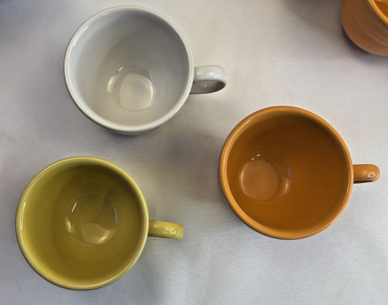 Homer Laughlin ~ FIESTAWARE Matched Set of 11 Coffee /Tea Cups and Saucers
