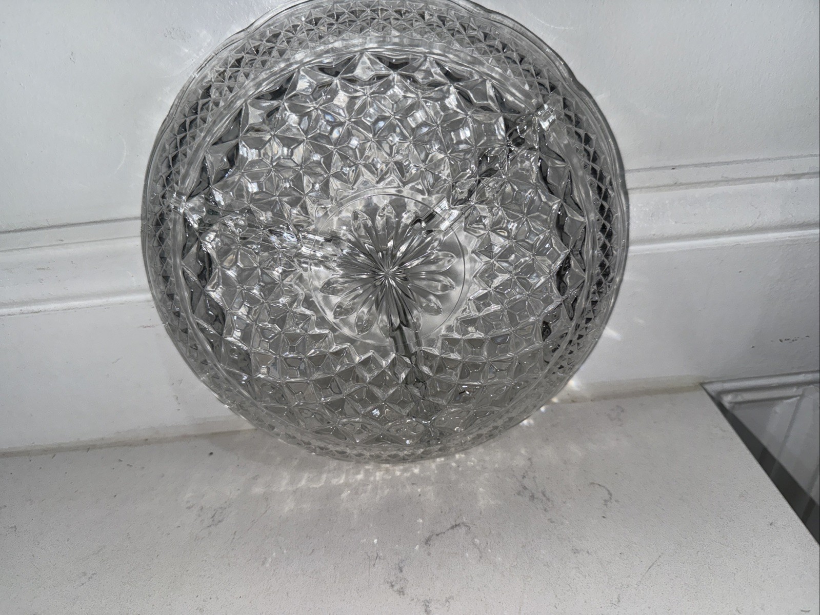 VINTAGE ANCHOR HOCKING WEXFORD CLEAR GLASS ROUND DIVIDED RELISH DISH PLATE 8.5″