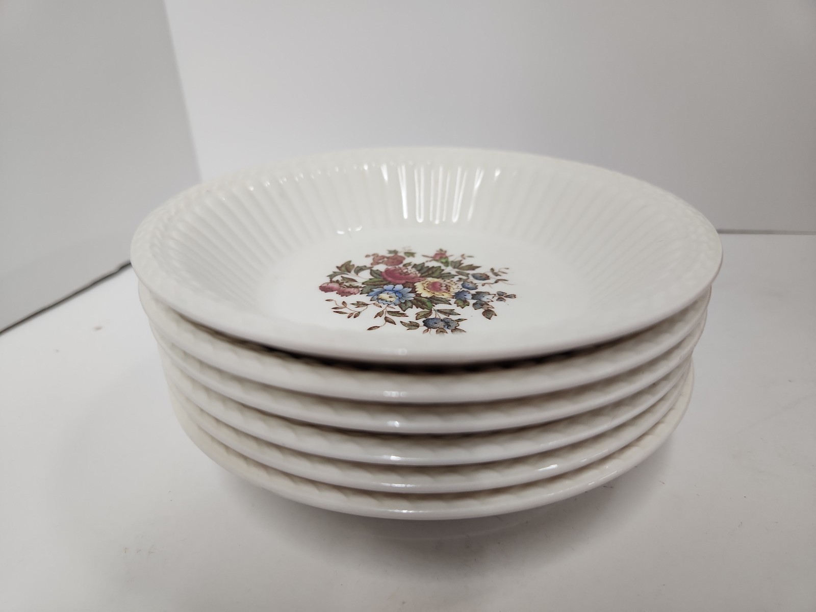 Wedgwood Edme Conway 5 1/4 inch Fruit Dessert Bowls (Lot of 6)