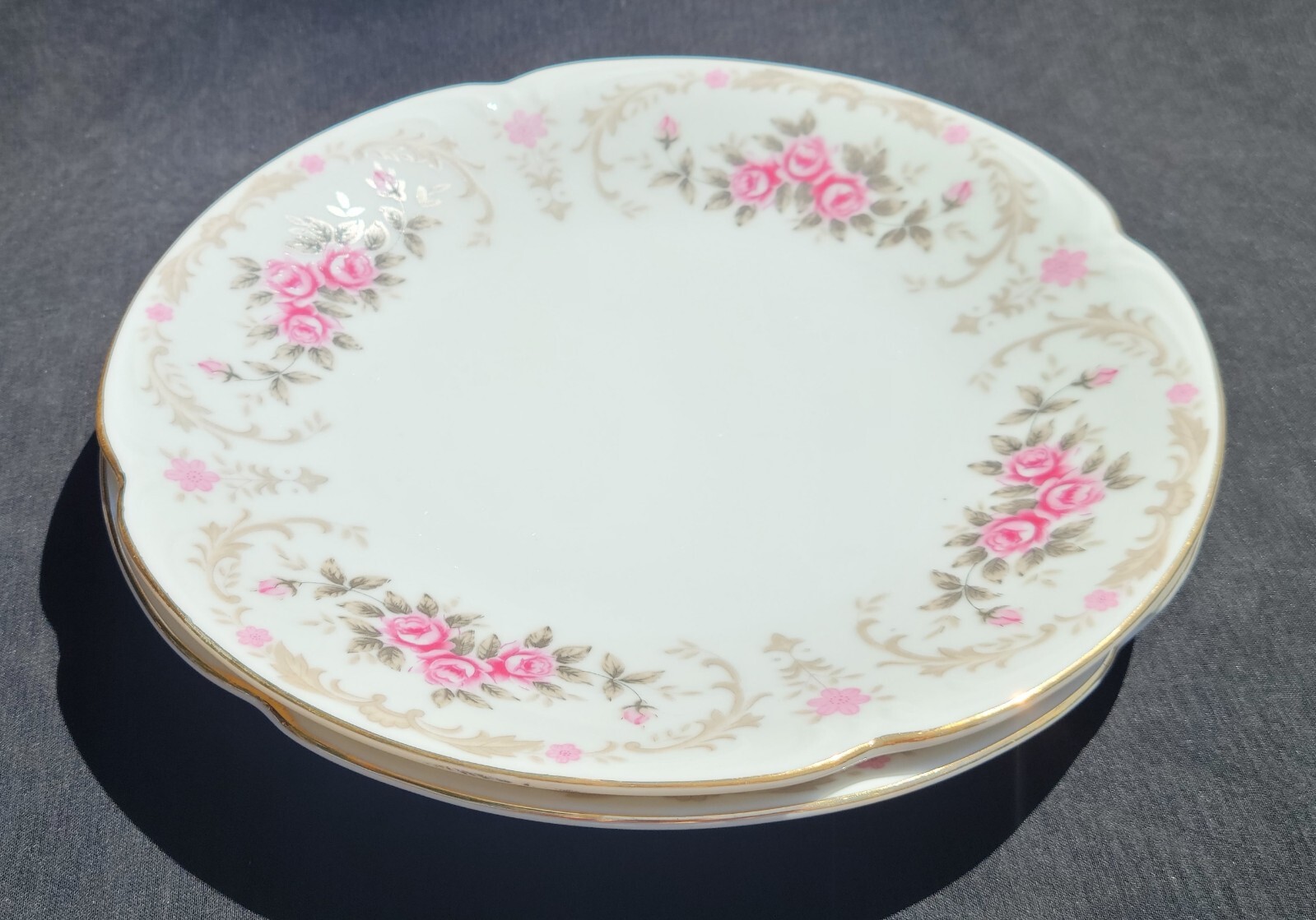 Vintage HARMONY HOUSE Japan “Cascade” 7.5″ SALAD PLATE *Set of 2* Pink Roses