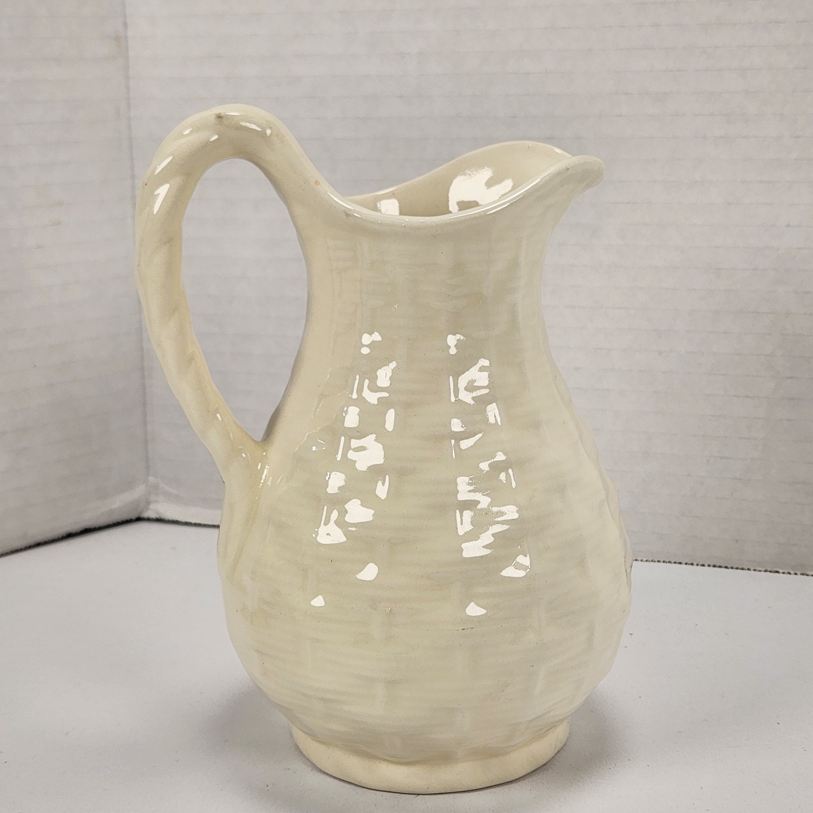 VTG Ceramic Cream Off-White Basketweave Pitcher Farmhouse Twisted Handle 7.25″