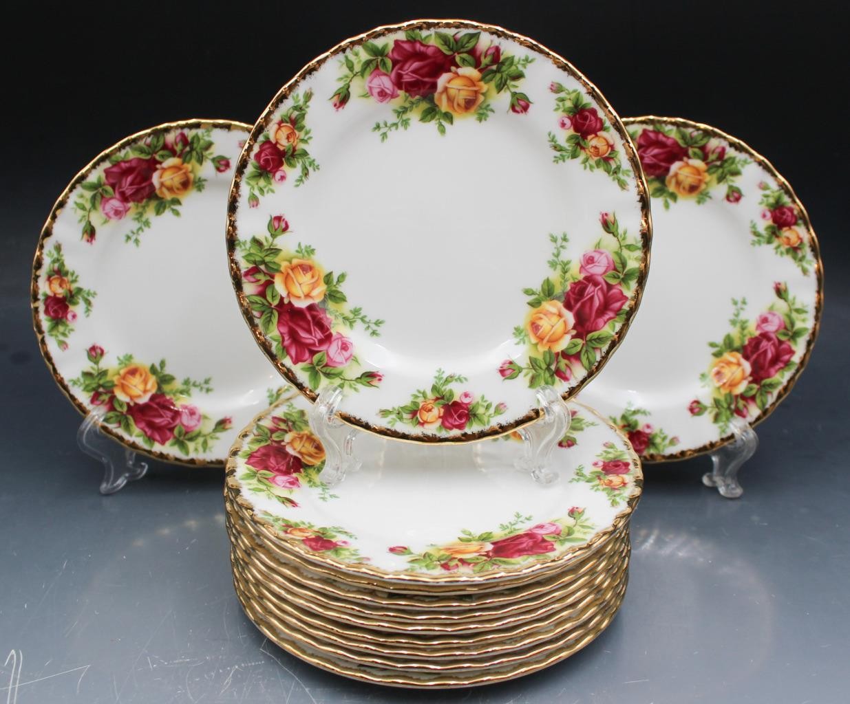 Royal Albert Old Country Roses Porcelain Set of 12 Bread Plates 6 1/8″