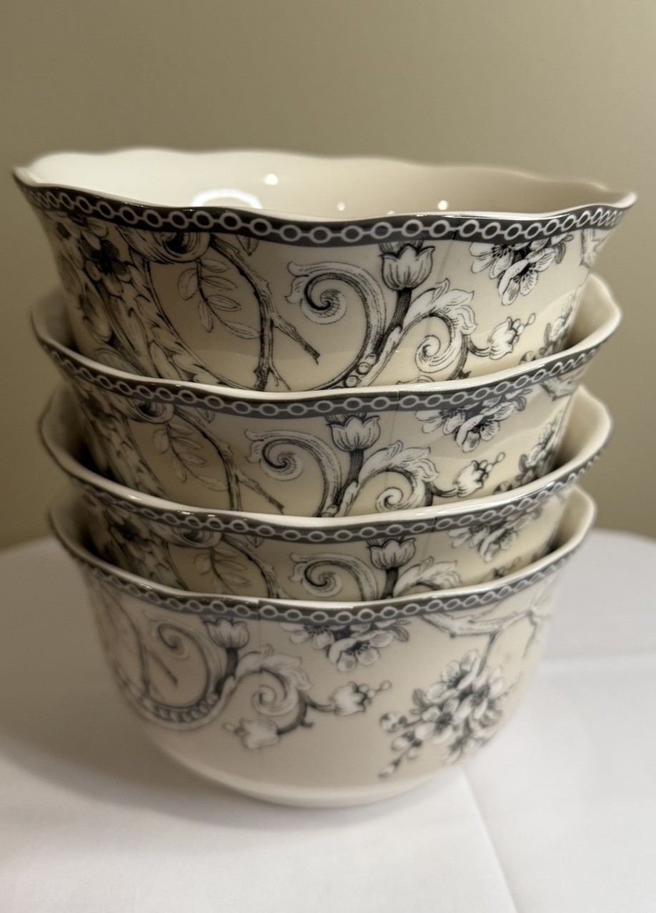 222 Fifth Adelaide Antique White Porcelain Soup Cereal Bowls Set of Four New