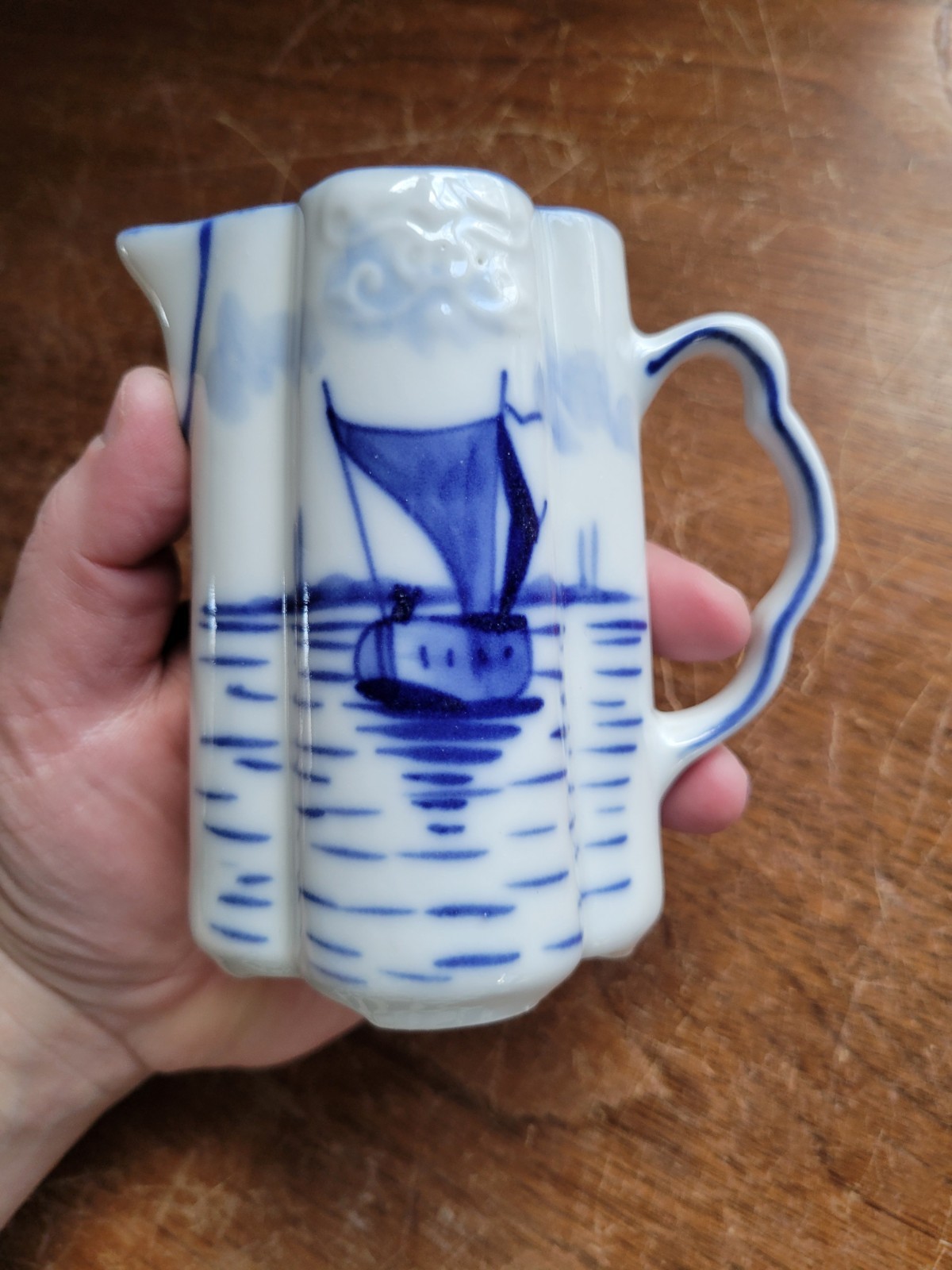 VTG 4-1/4″ Delft Style Blue & White Eggshell Porcelain Lobed Creamer Pitcher