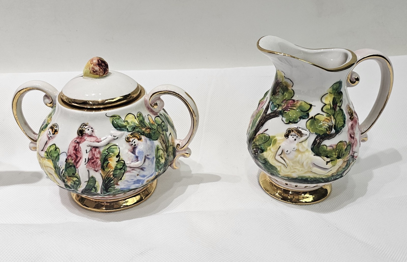 Capodimonte Italy Demitasse Coffee Set for 8 Cup & Saucer Cherubs Cupids Gold