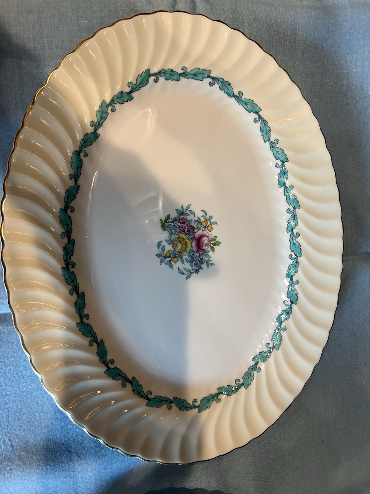Minton Ardmore Bone China-12 (7 Piece) Place Settings + 15” Platter PICK UP ONLY
