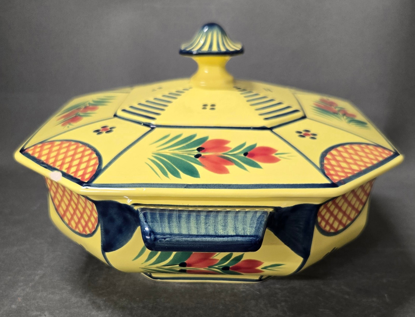 Henriot Quimper Breton Covered Octagon Casserole Dish Yellow France Large