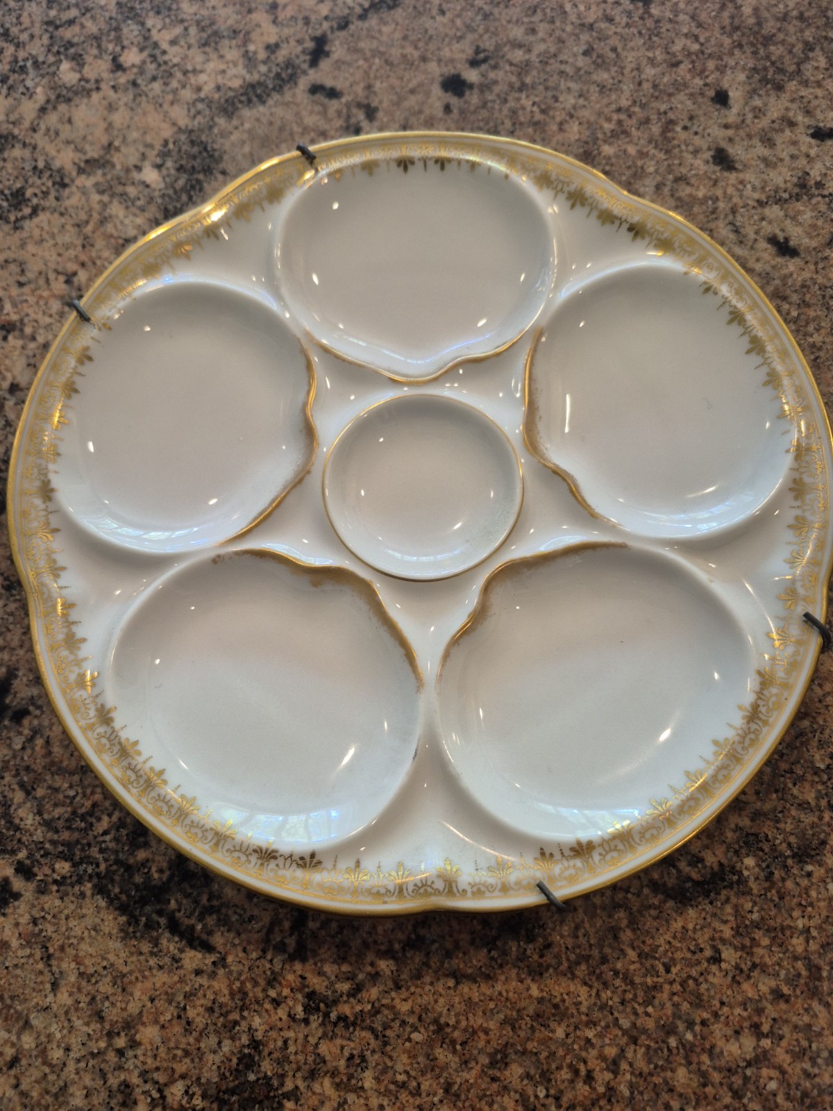 Haviland Limoges France Oyster Plate, Gold Trim Pattern