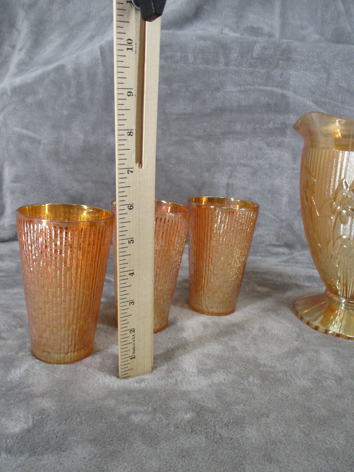 Jeannette Carnival Glass Pitcher And Tree Bark Tumblers Set Marigold Iridescent