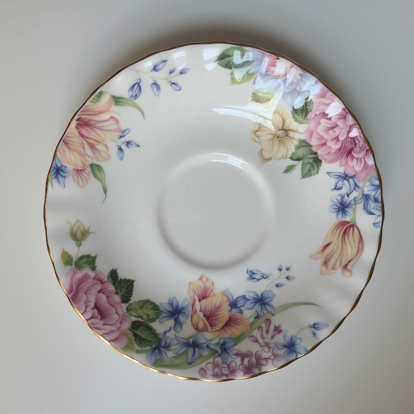 Royal Albert Beatrice Tea Cup and Saucer Set Roses Tulips Lilac 1994 Bone China