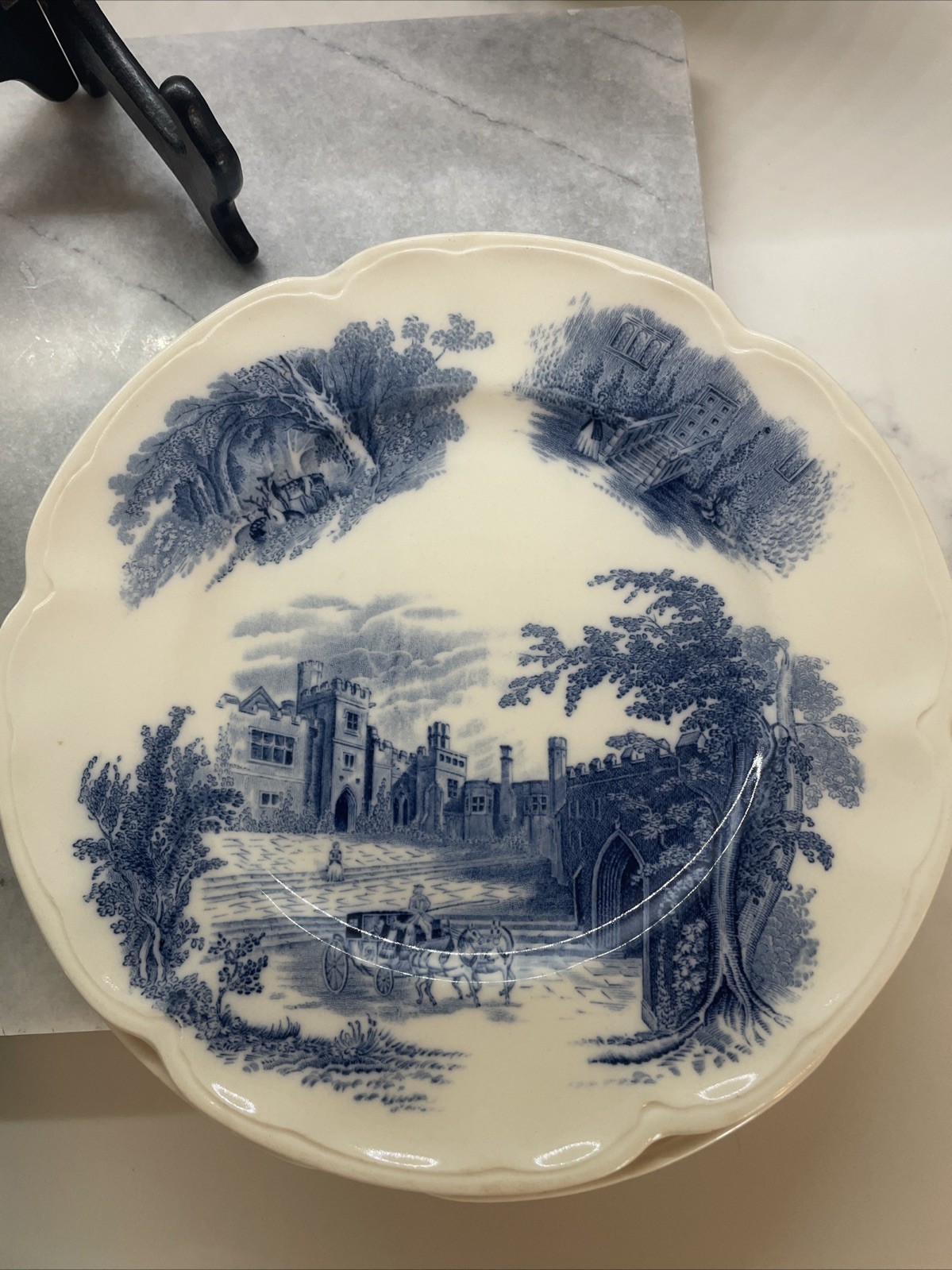 Vintage 1960s-1970s Hadden Hall Plates 3-9” And 3-10” Set Of 6.