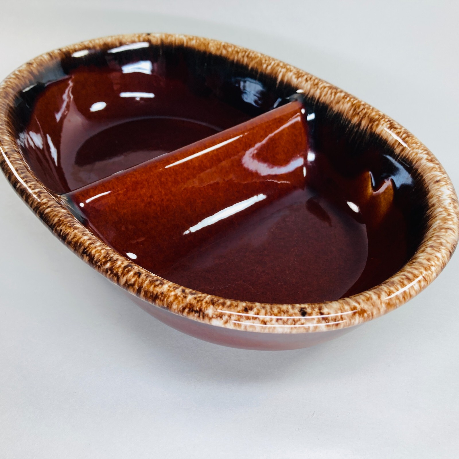 Vintage Hull H.P. Co Oven Proof Oval Divided Casserole – Brown Drip Pottery USA