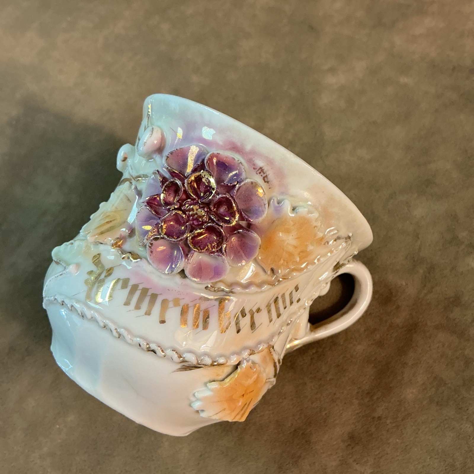 Victorian lusterware remember me hand decorated airbrush floral pattern mug cup