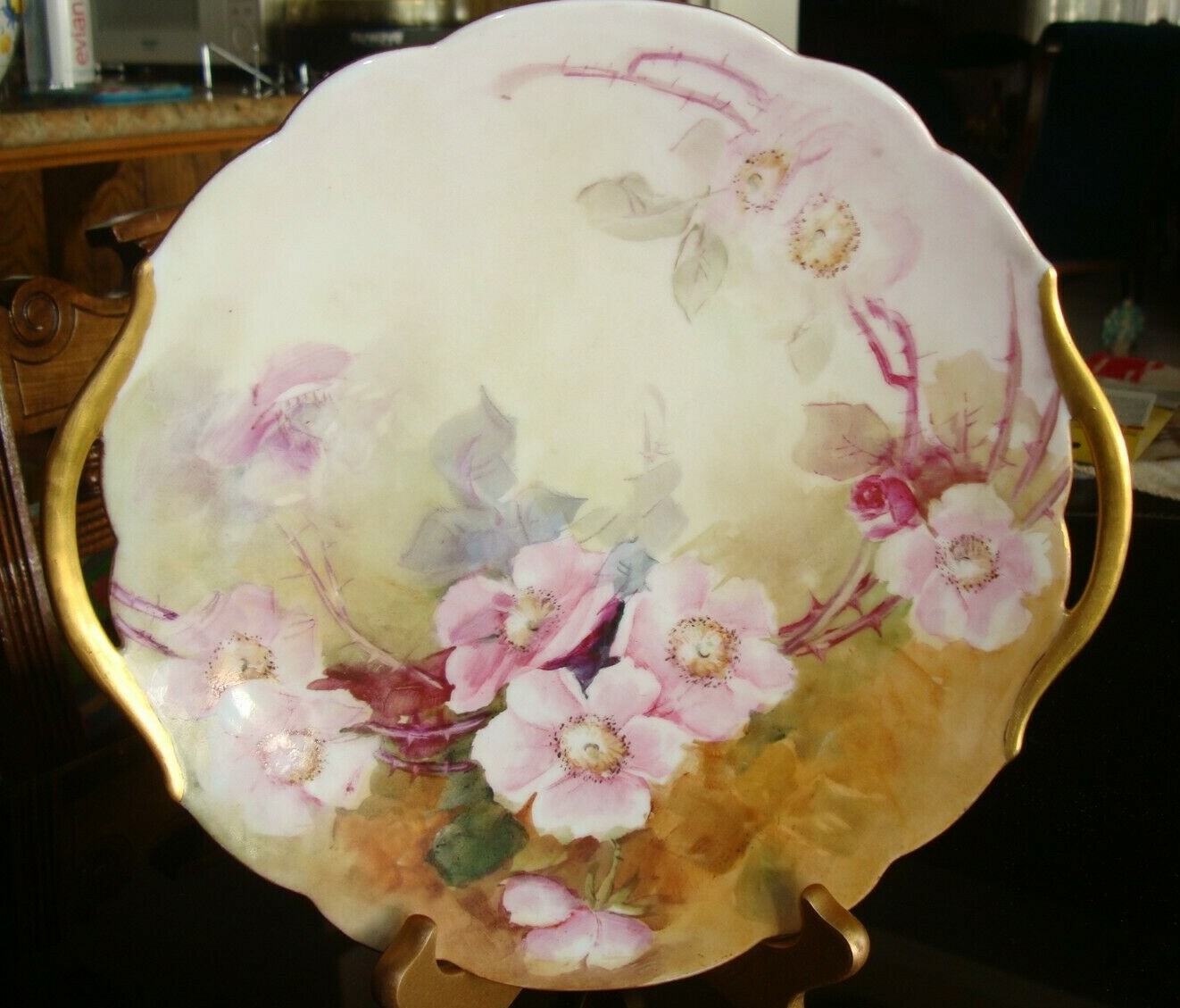 ANTIQUE HAND PAINTED UNMARKED LIMOGES CAKE PLATE, SERVING TRAY, WILD ROSES, 10″