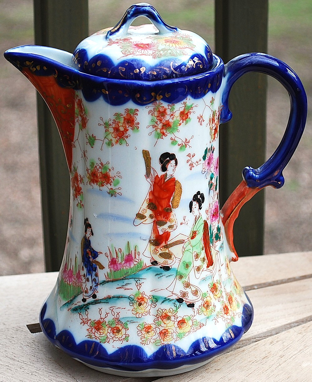 Antique Hand Painted Porcelain JAPANESE GEISHA SCENE Chocolate Pot w/ Lid COBALT
