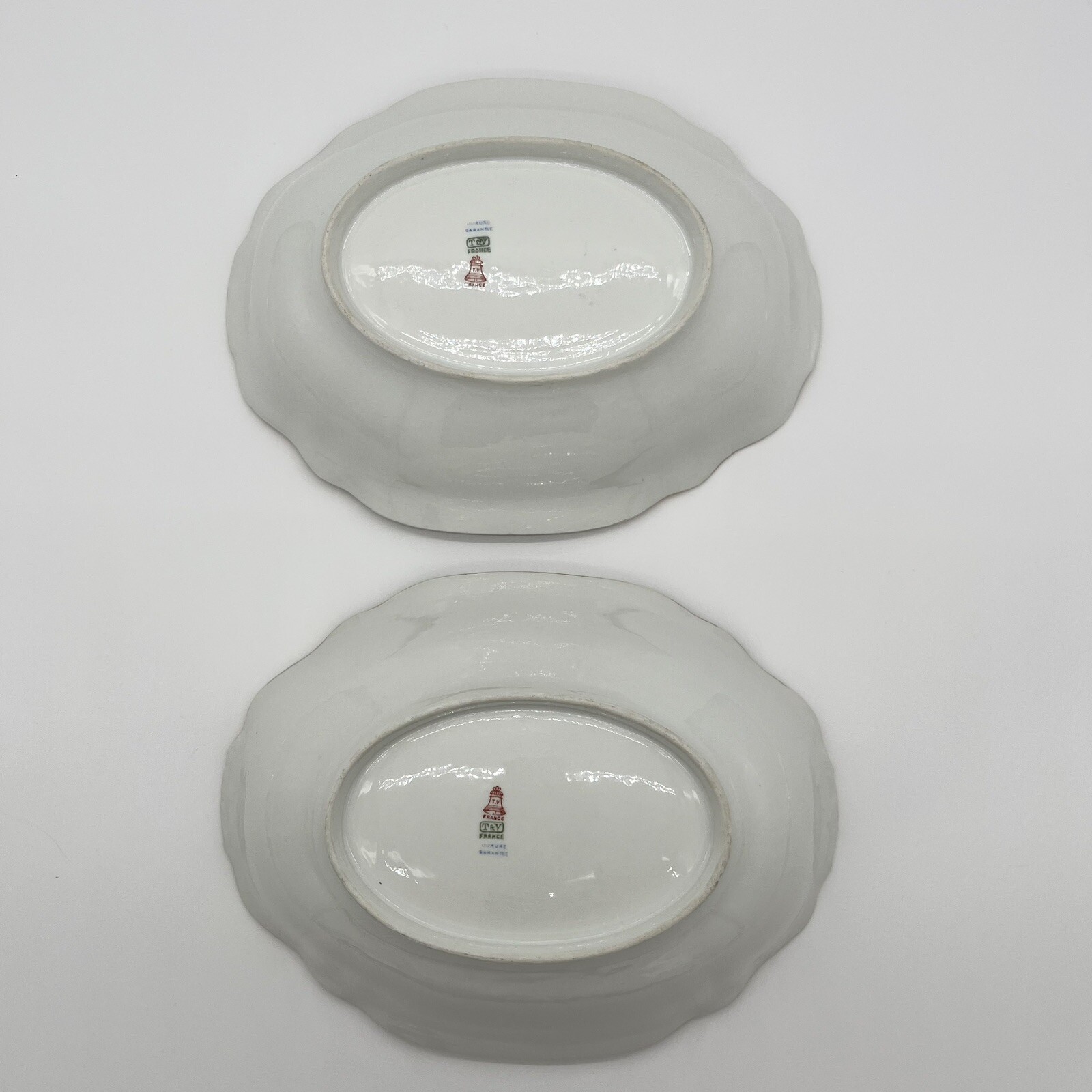 TWO Gorgeous White with Gold Trim T&V France Oval Serving Bowls 10” x 7.75”