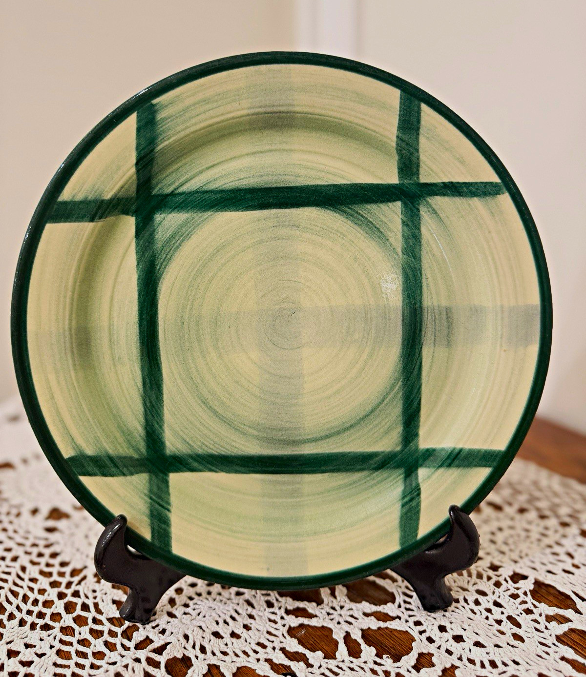 Vernon Kilns Organdie T-515 Green Plaid 10.5” Dinner Plate Hand Painted