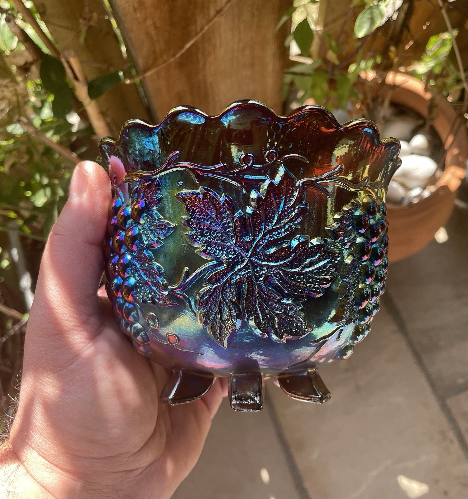 CARNIVAL GLASS ~ ELECTRIC DUGAN GRAPE DELIGHT FLARED NUT BOWL ~