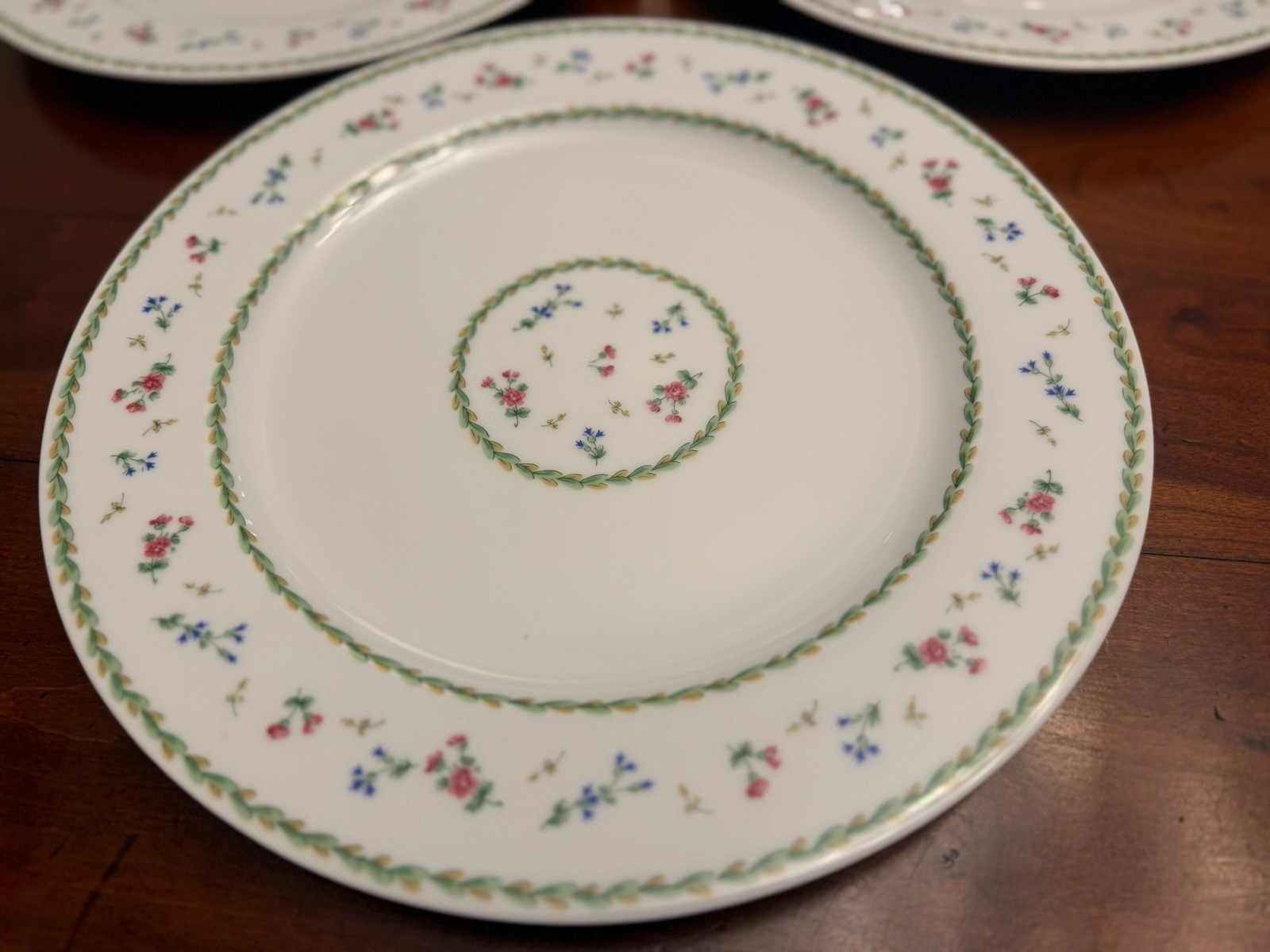 Rare Bernardaud Limoges Artois Vert Chronological Plate Set 1993-1995 Boxed Moet