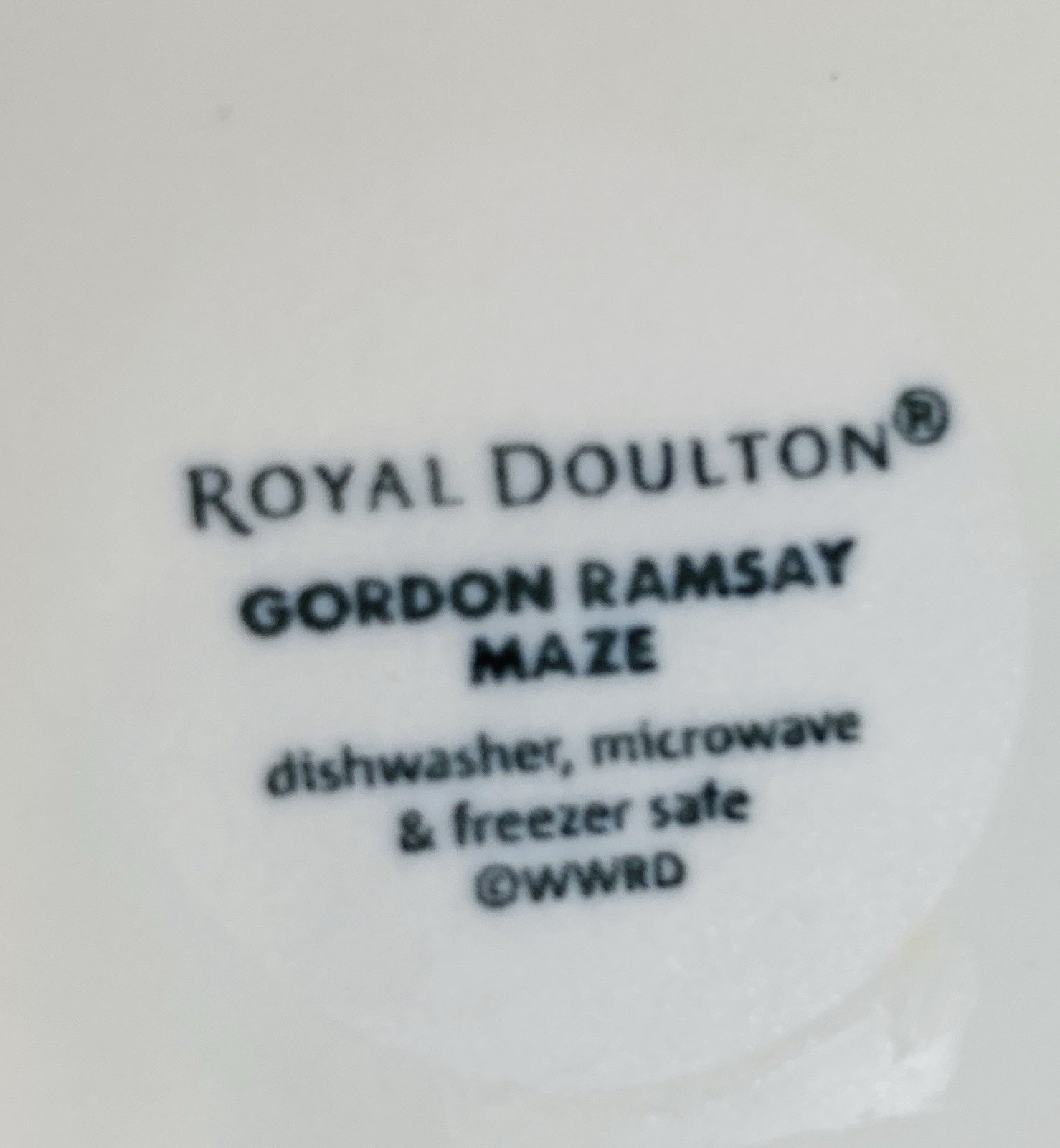 Royal Doulton Salad Pasta Bowl 7”Ribbed Interior Maze White Gordon Ramsay EUC