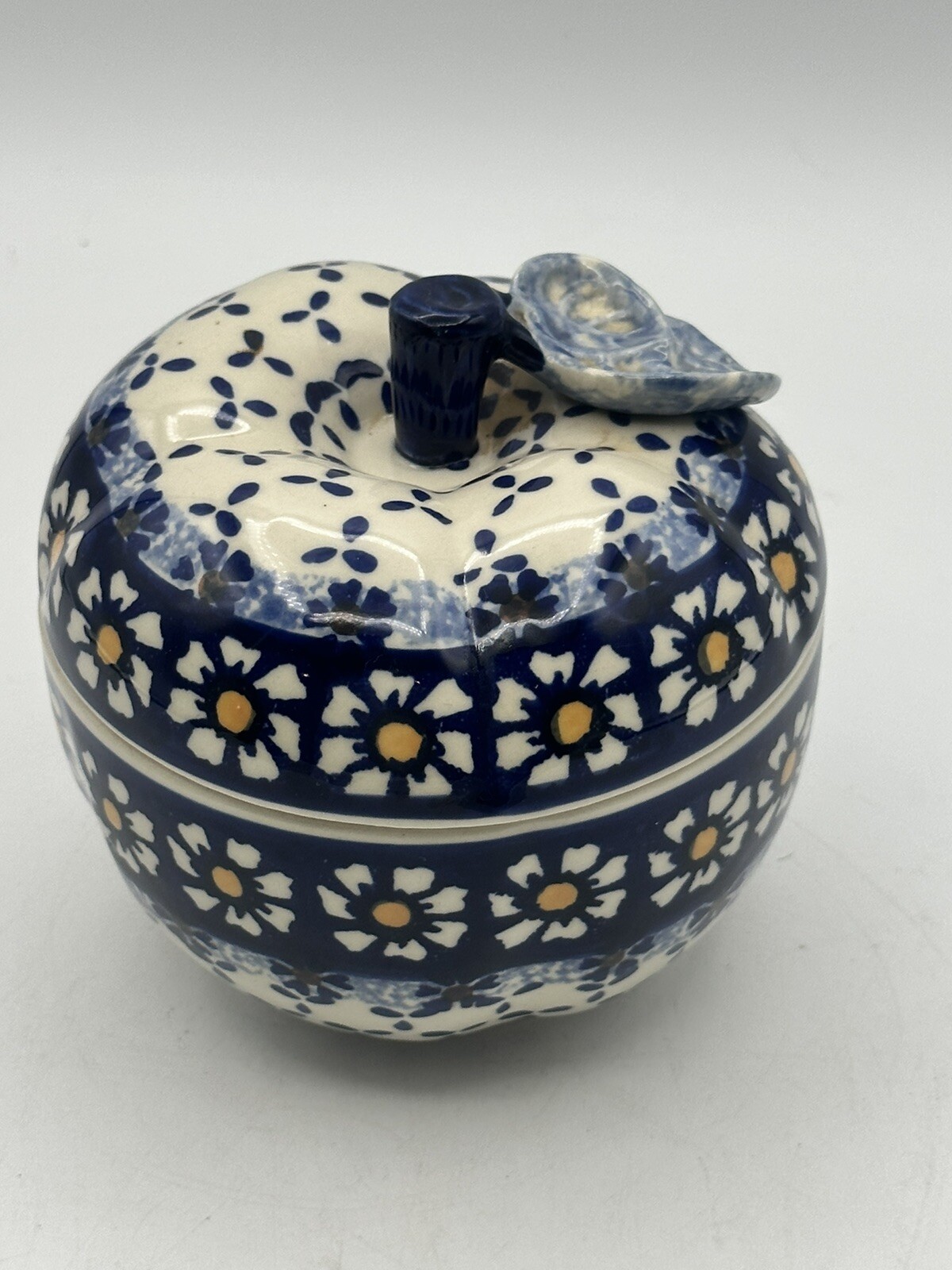 Wiza Poland Hand Painted Porcelain Covered Apple Dish #46