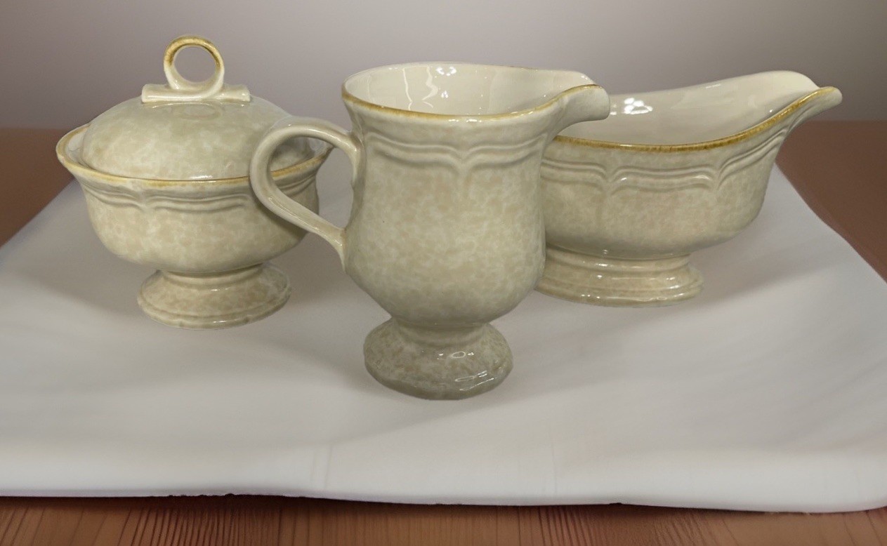 Mikasa FG 000 Country Charm Set Gravy Boat Creamer-Sugar Bowl W/Lid VintageJapan