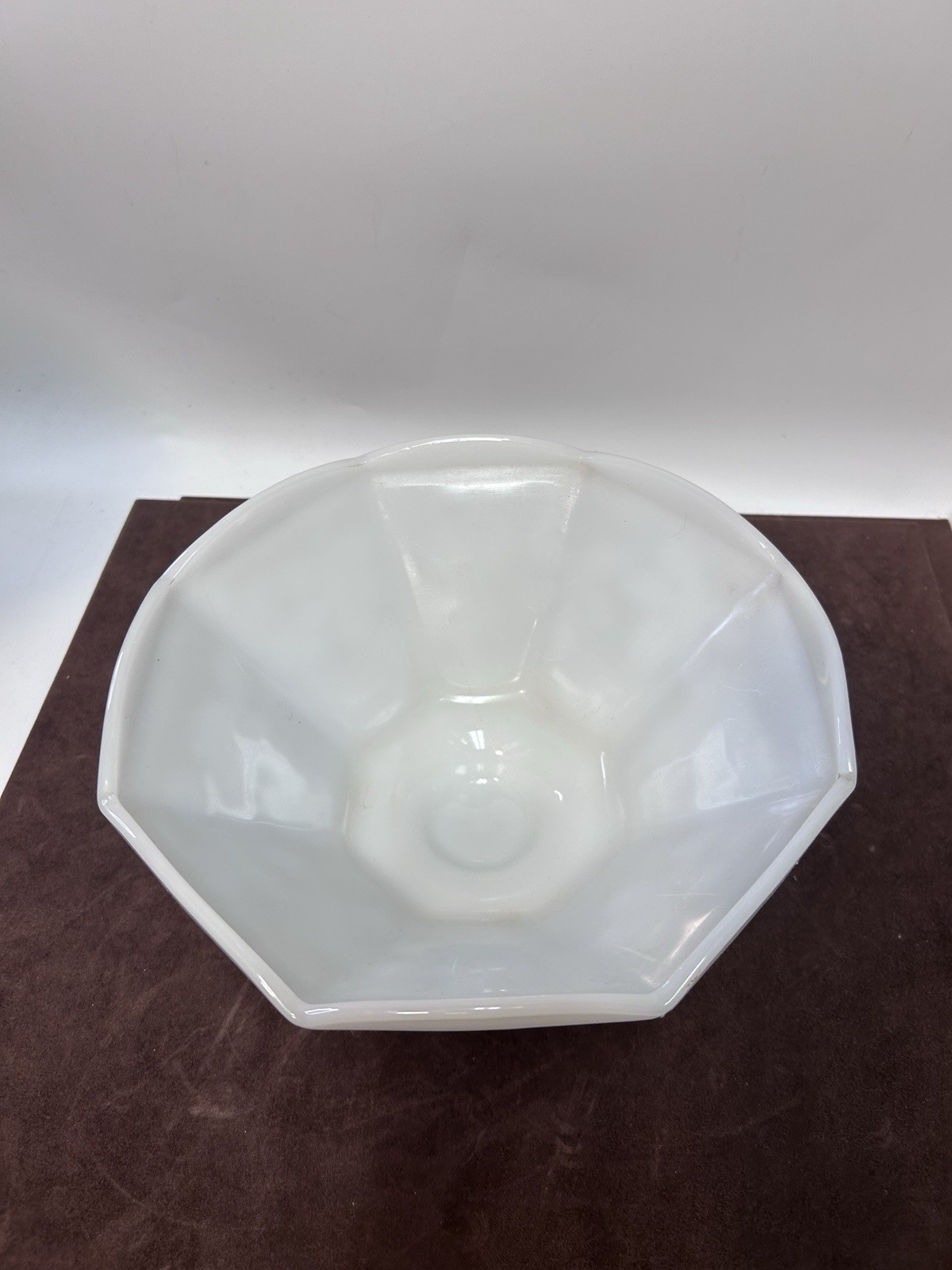 Vintage Anchor Hocking Harvest Grape Milk Glass Pedestal Fruit Bowl 9 Inch