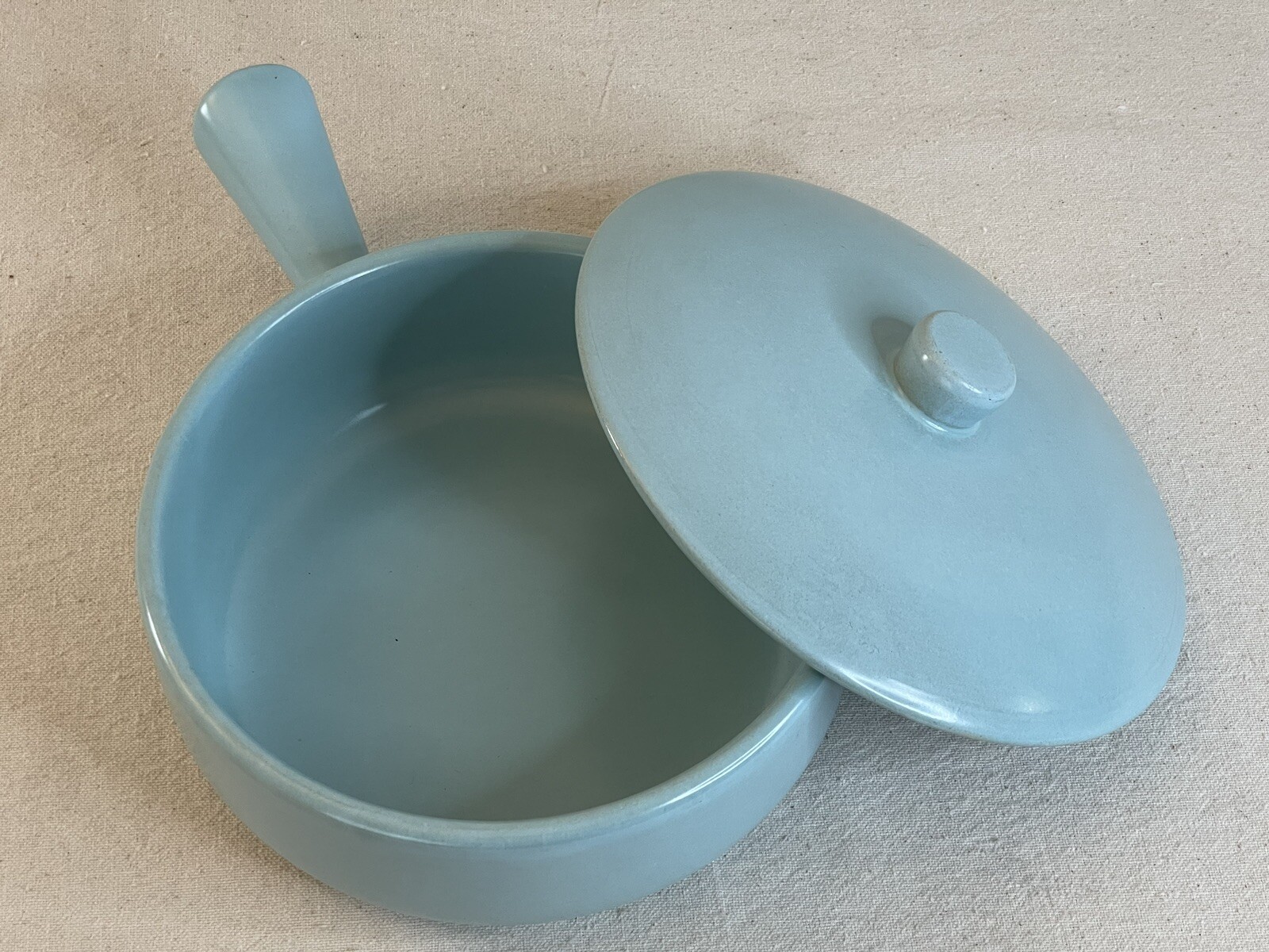 Vintage La Solana Solanaware Pottery Handled Bean Bowl Lid Blue Casserole Pot
