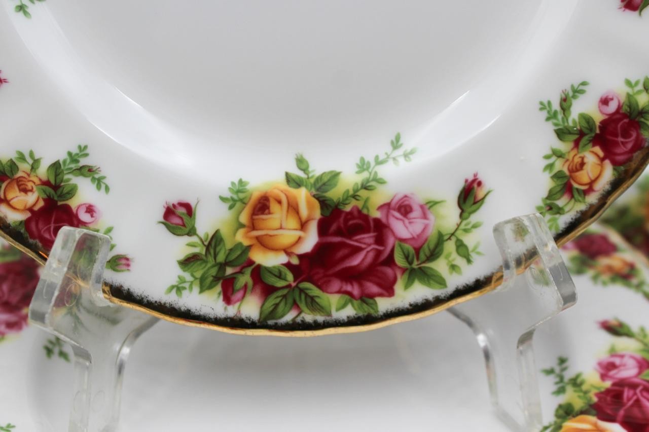 Royal Albert Old Country Roses Porcelain Set of 12 Bread Plates 6 1/8″