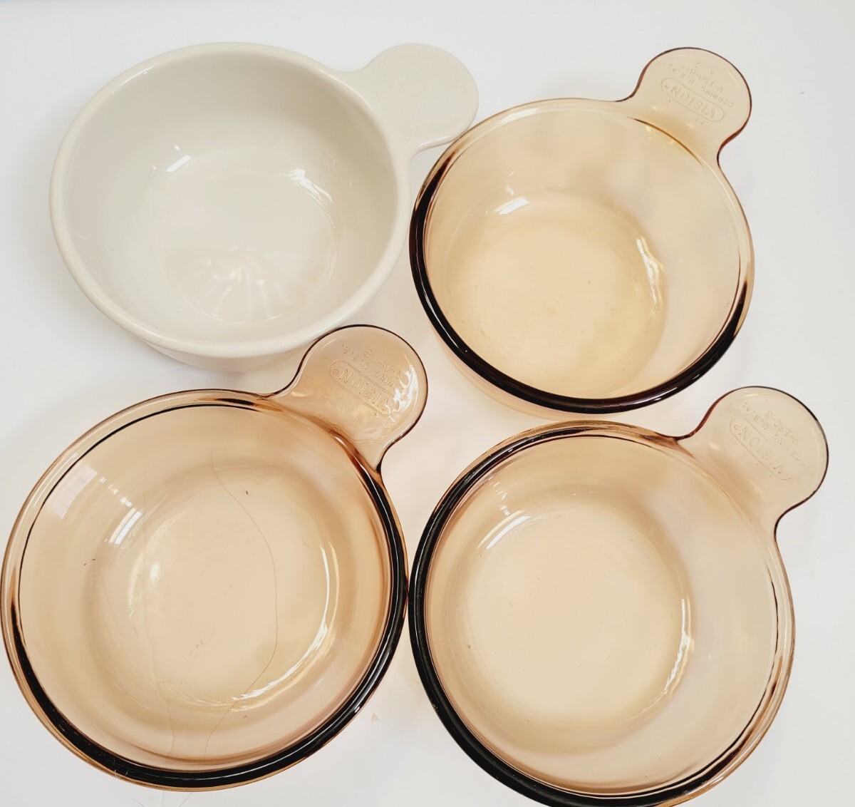 Set of 8 Vision Corning Amber & Tan Glass Grab It Bowls w/ Lids