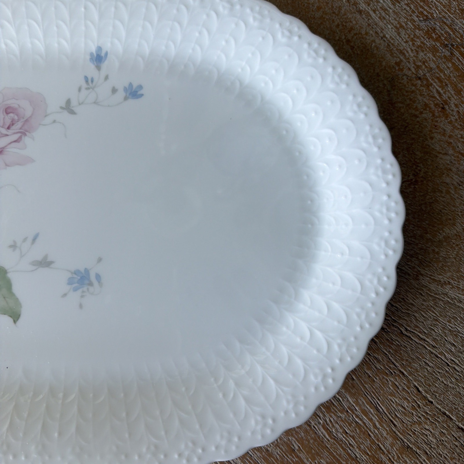 Mikasa APRIL ROSE Serving Platter Bone China 15 x 10 Embossed A7053