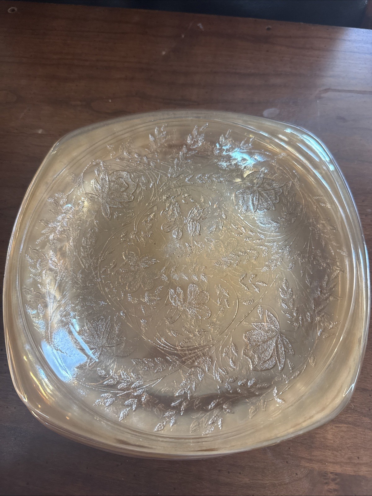 Jeannette Glass Floragold “Louisa” Iridescent Dessert Plates /bowl MCM Marigold