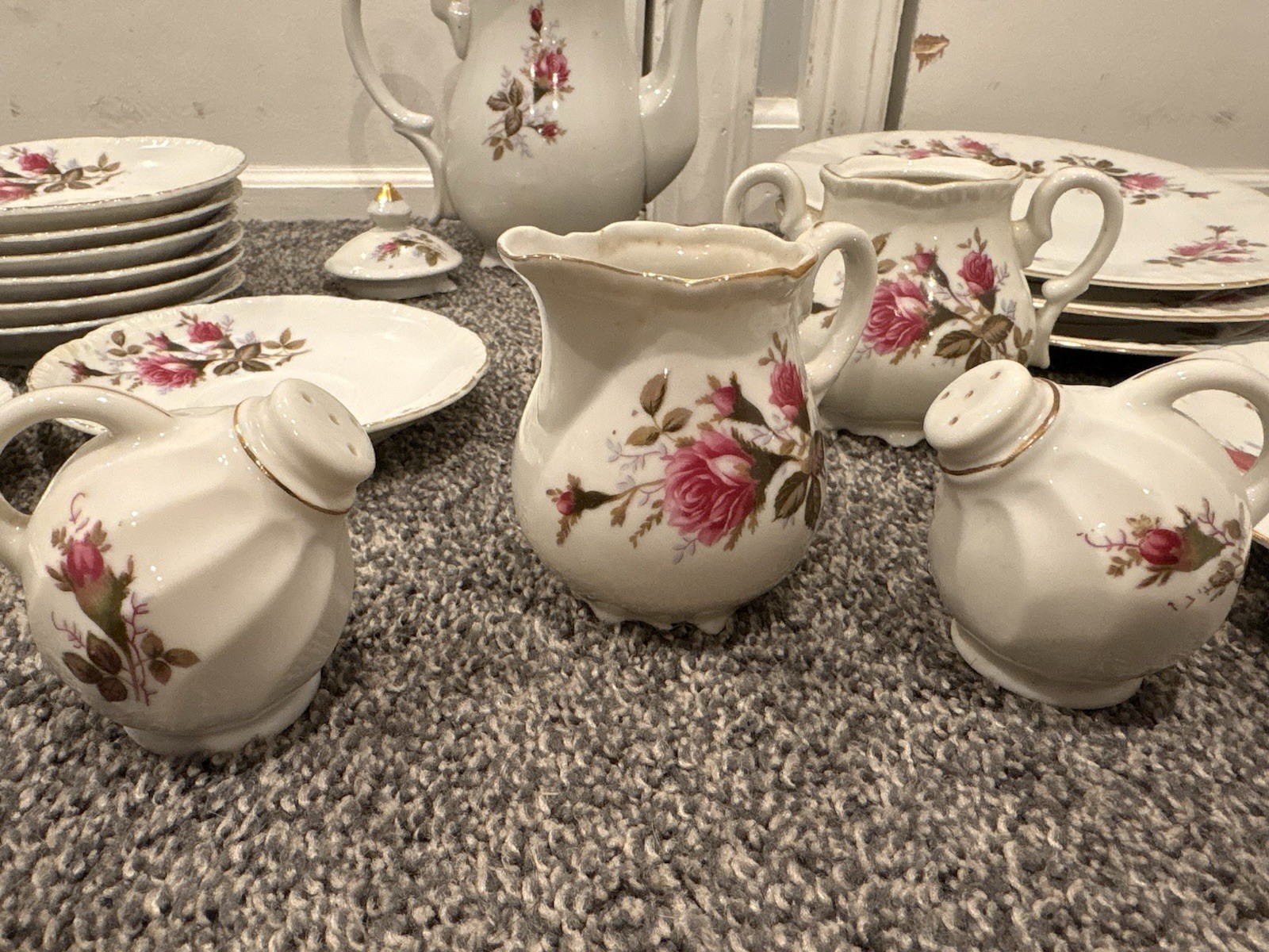 Unmarked Porcelain Floral Dinner Set White/Pink/Green w/ Gold Trim Teapot