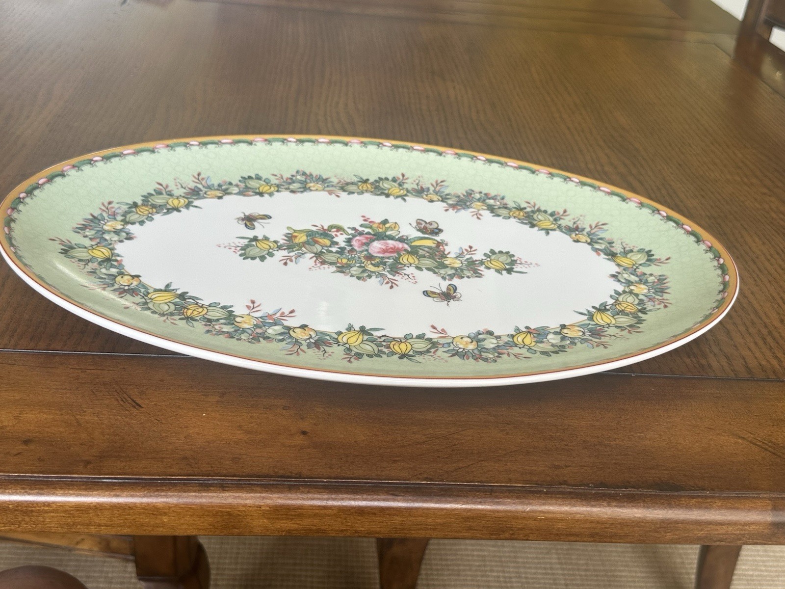 Williams Sonoma Botanical Wreath / Famille Rose style 18″ Oval Serving Platter