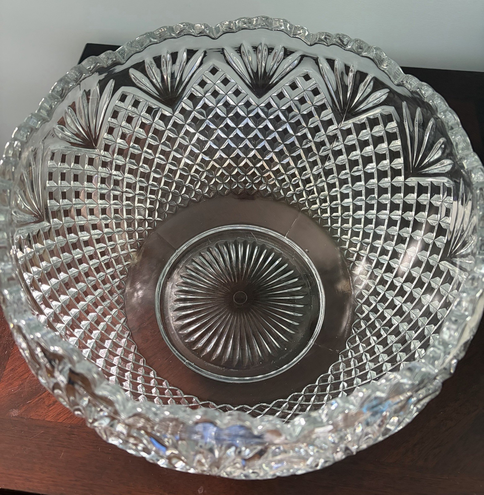 Vintage LE Smith Glass Pineapple/Fan Cut Punch Bowl w/21 Cups Set