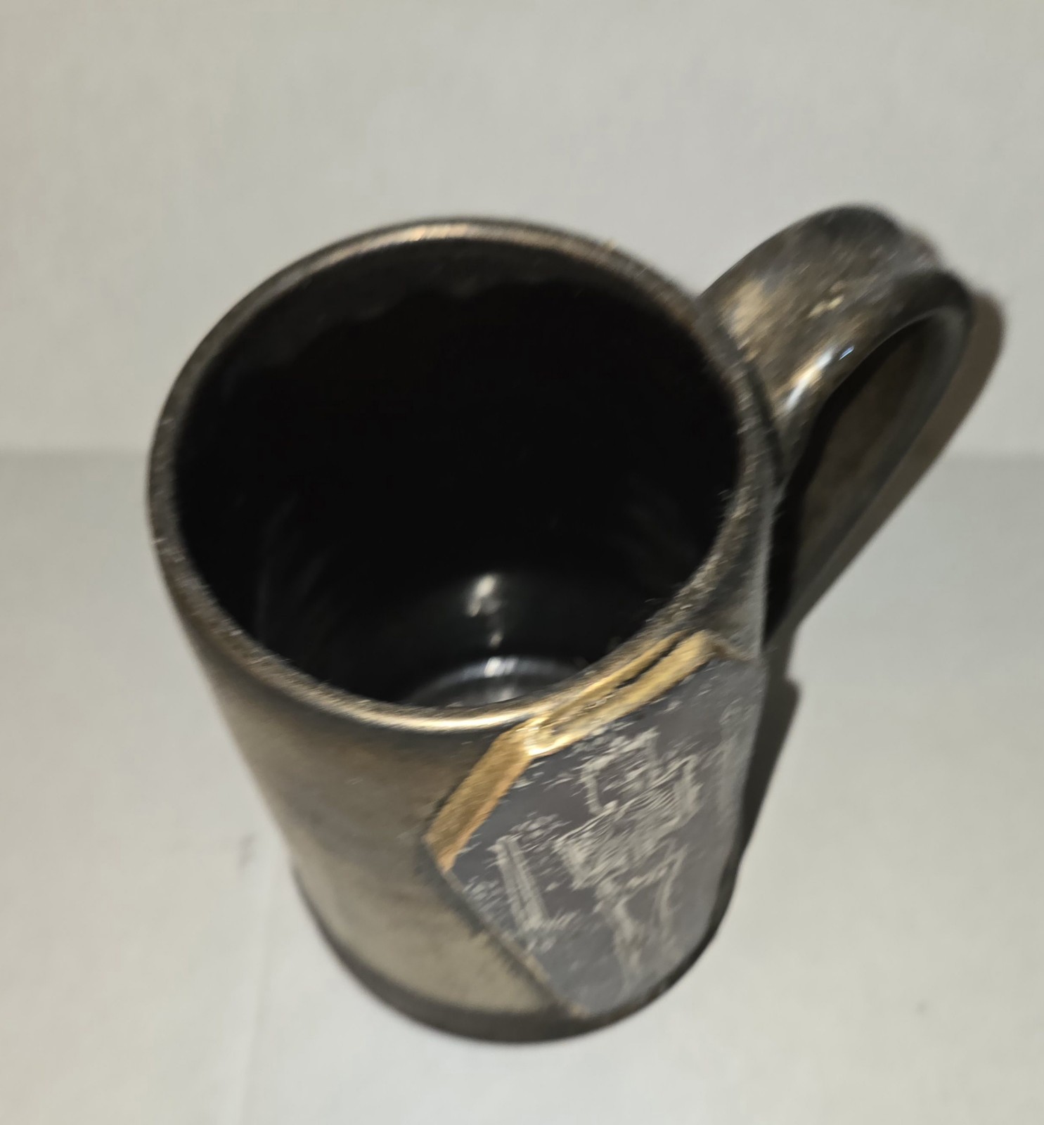 BN Handmade Scrimshaw Pottery King’s Coffin Skeleton Ceramic Clay Beer Stein Mug