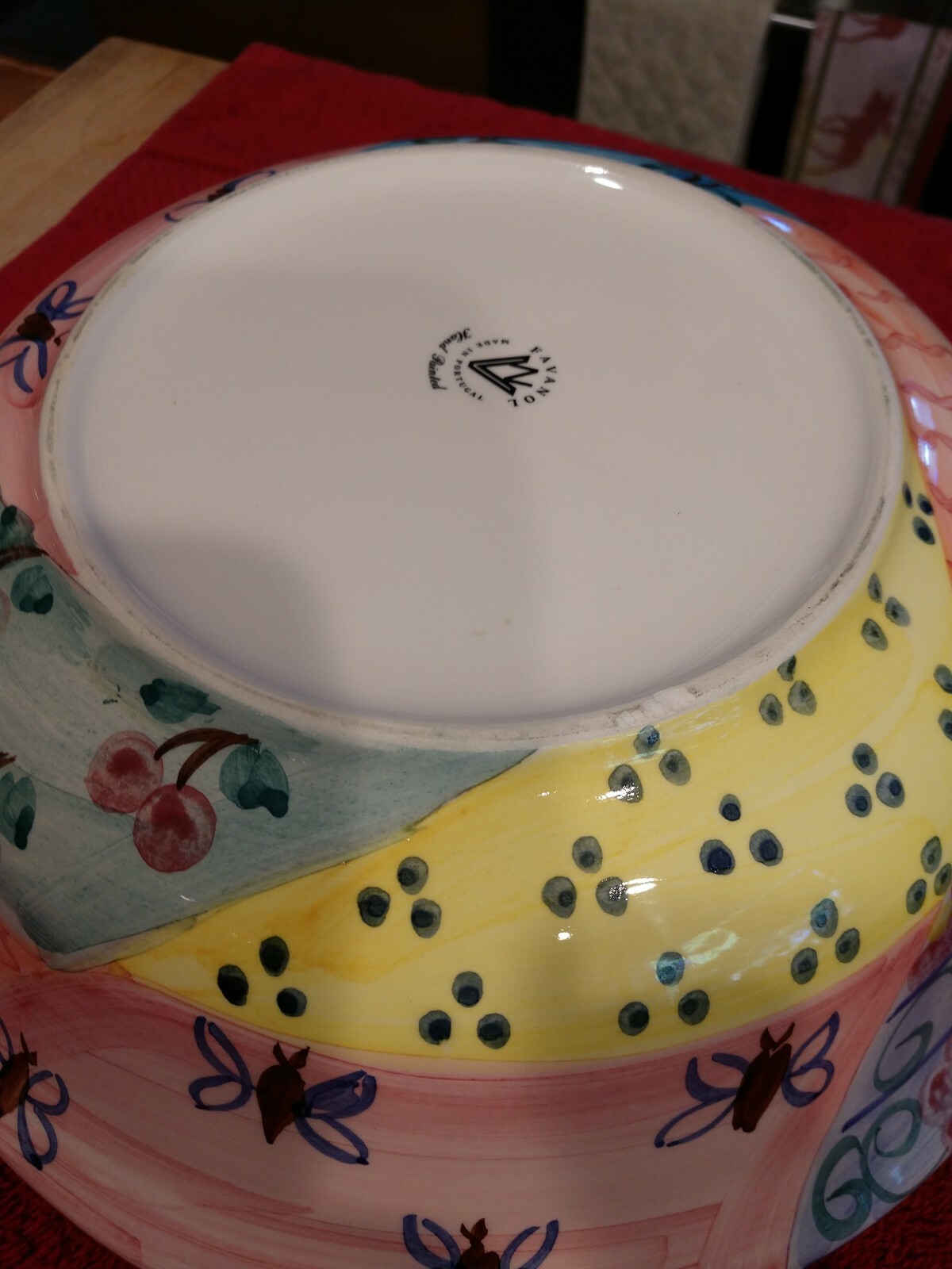 FAVANOL PORTUGAL MARTINIQUE WATER PITCHER AND BOWL PINK. FLORAL, FRUIT & BEES