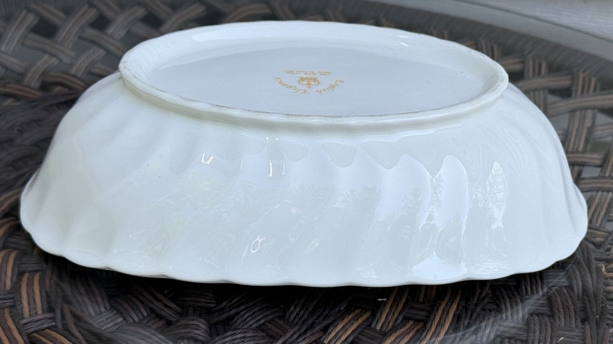 English Elegance Fine Bone China White Oval Bowl Ribbed Embossed Scalloped