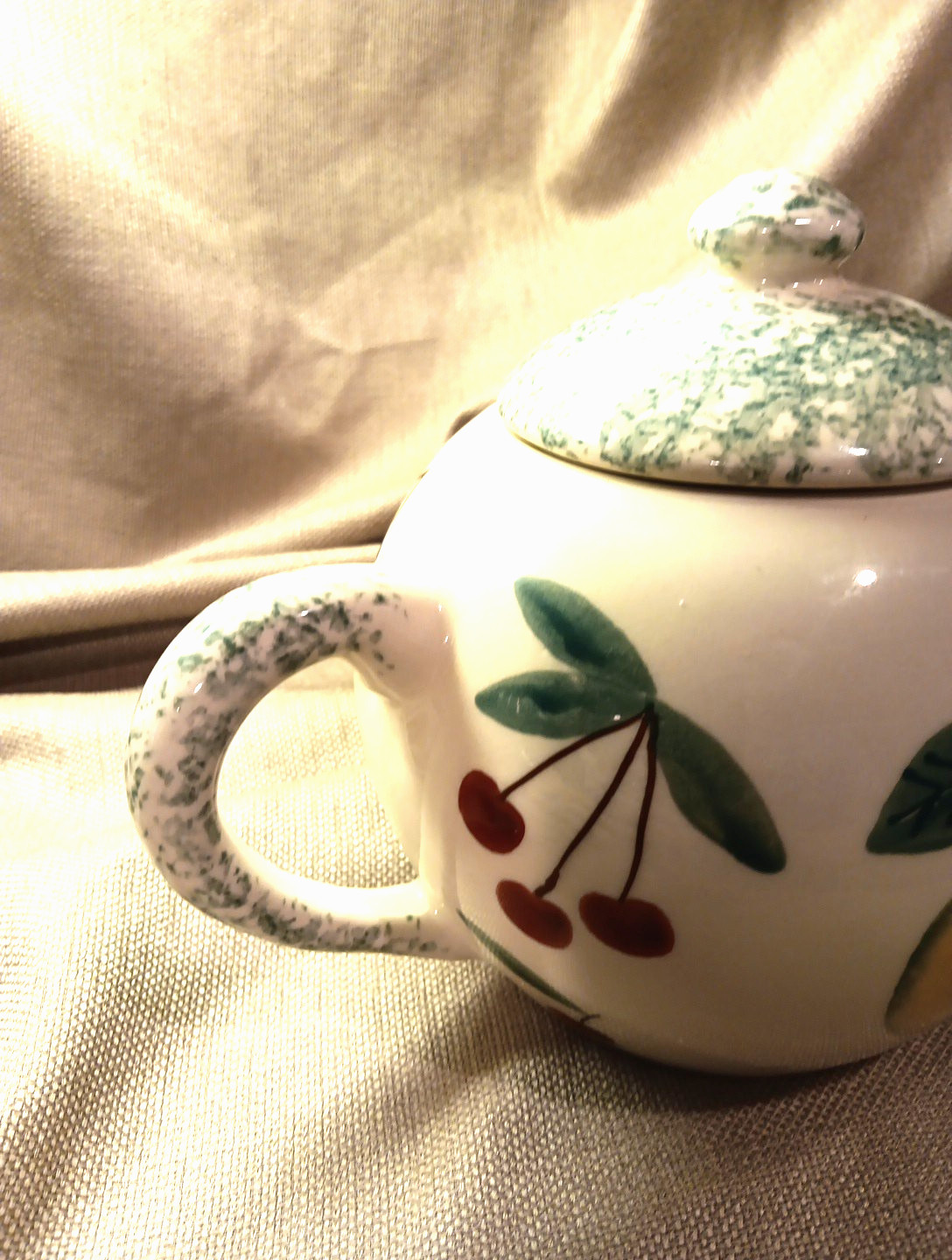 Hartstone Pottery Fruit Salad Teapot Stoneware 1989 Country Cottage Vtg Farm🥀
