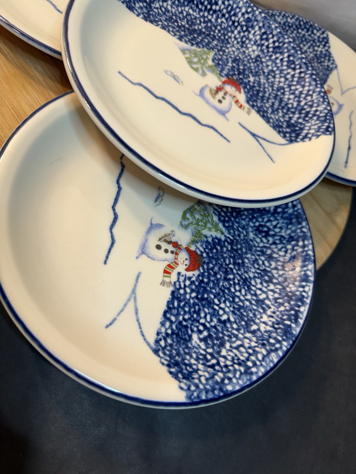 Thomson Pottery Snowman Salad Plates 7.75” Set of 4 Blue Sponge Winter