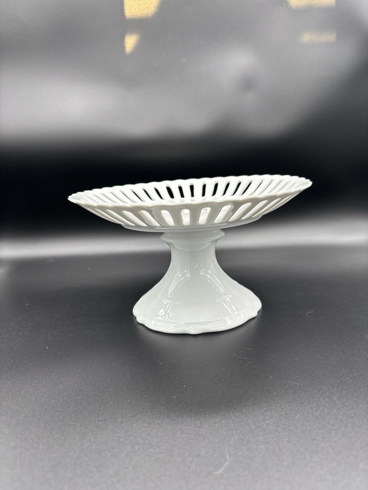 Two’s Company White Ceramic 7.75 x4.5” Cake Pie Dessert Stand Perforated Banding
